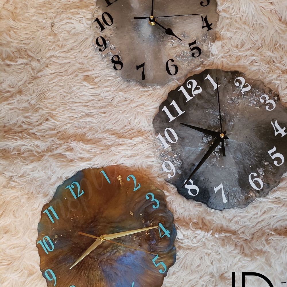 Customized clocks made to orded